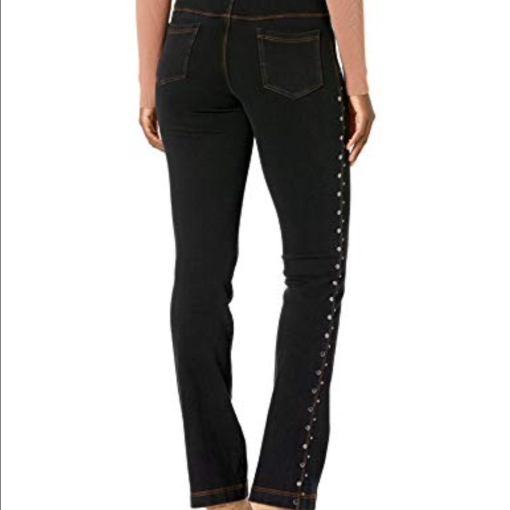NWT JEANS by Lyssé, 🌟 pull-on style!